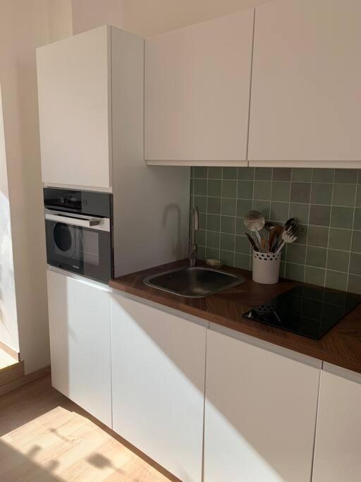 Appartement Centre Ville Avec Terrasse Лил Екстериор снимка